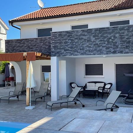Villa Mira ***** Pinezići Esterno foto