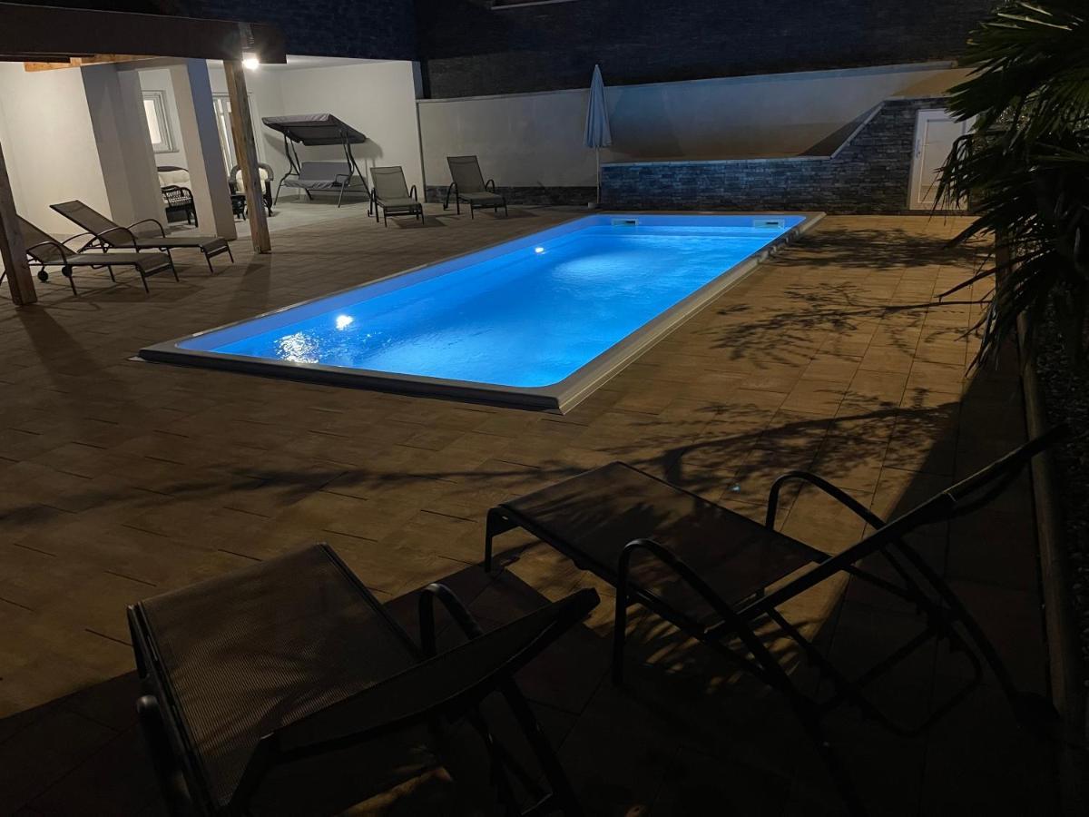 Villa Mira ***** Pinezići Esterno foto