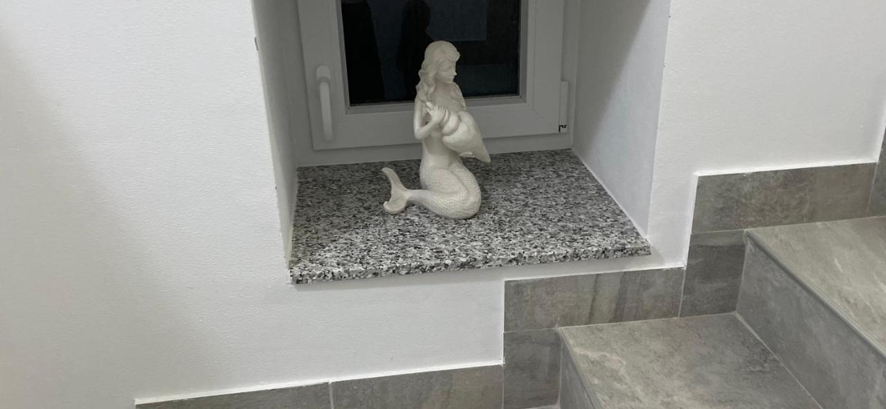 Villa Mira ***** Pinezići Esterno foto