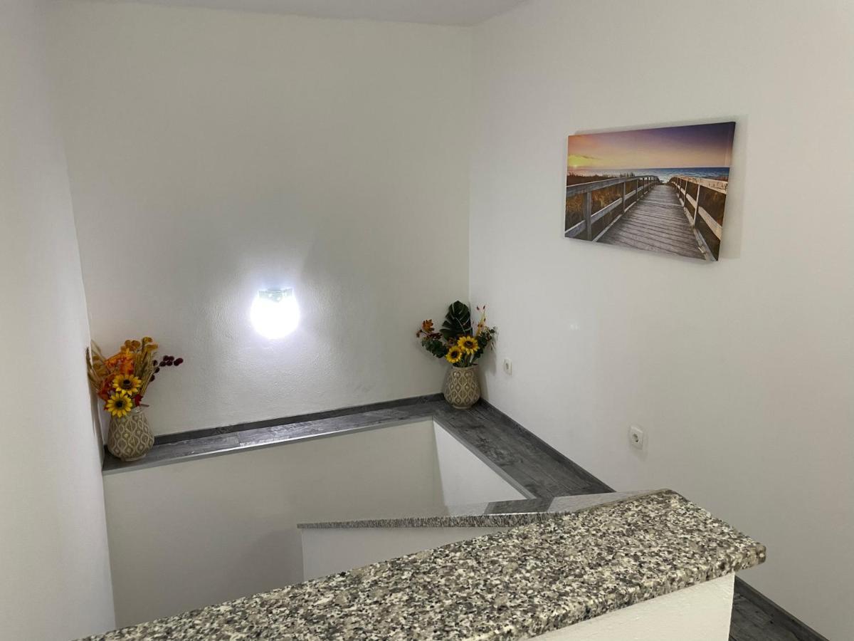 Villa Mira ***** Pinezići Esterno foto
