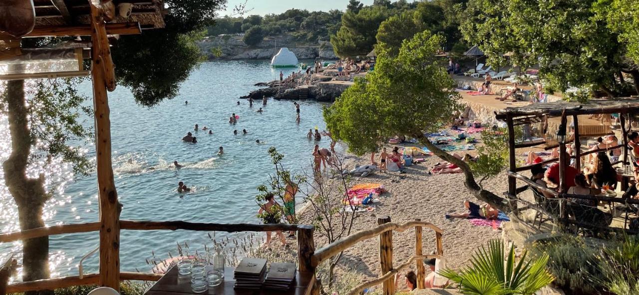 Villa Mira ***** Pinezići Esterno foto